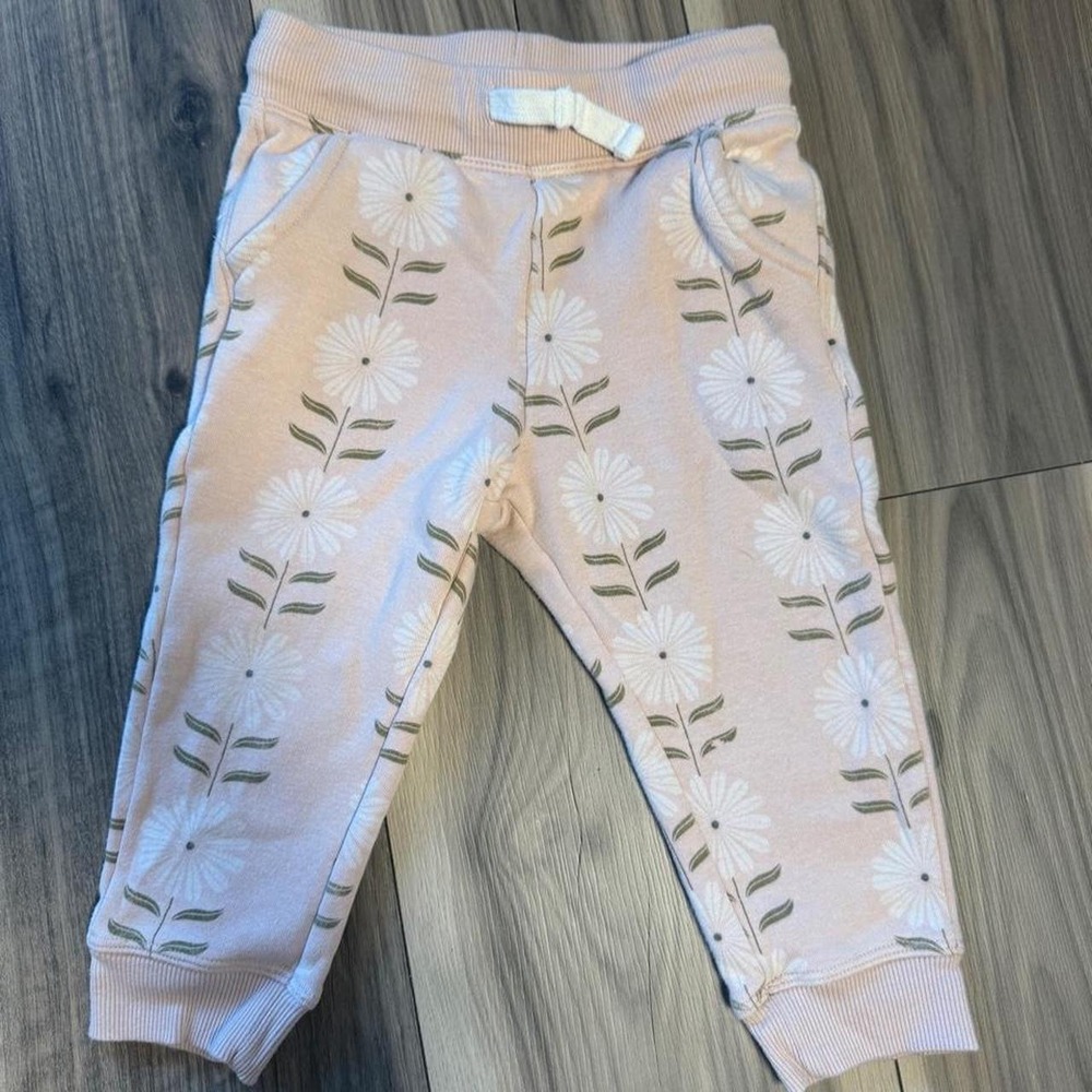 Little Co. 2T pink and white cotton joggers